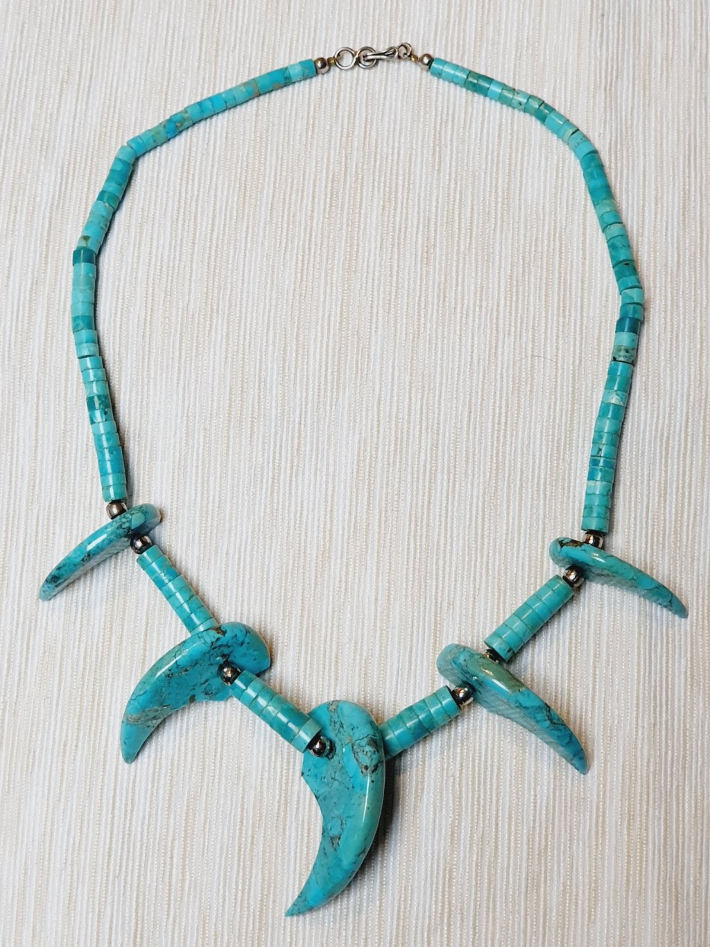 image-11582492-Collier_turquoise_griffe_ours-16790.w640.jpg
